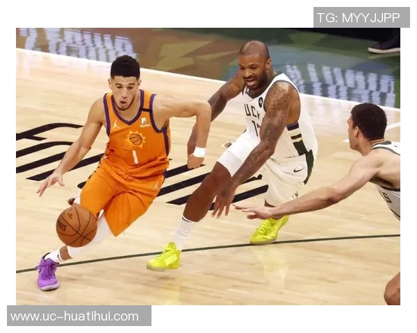 布克拼尽全力砍下38分5助攻但球队仍难逃失利命运